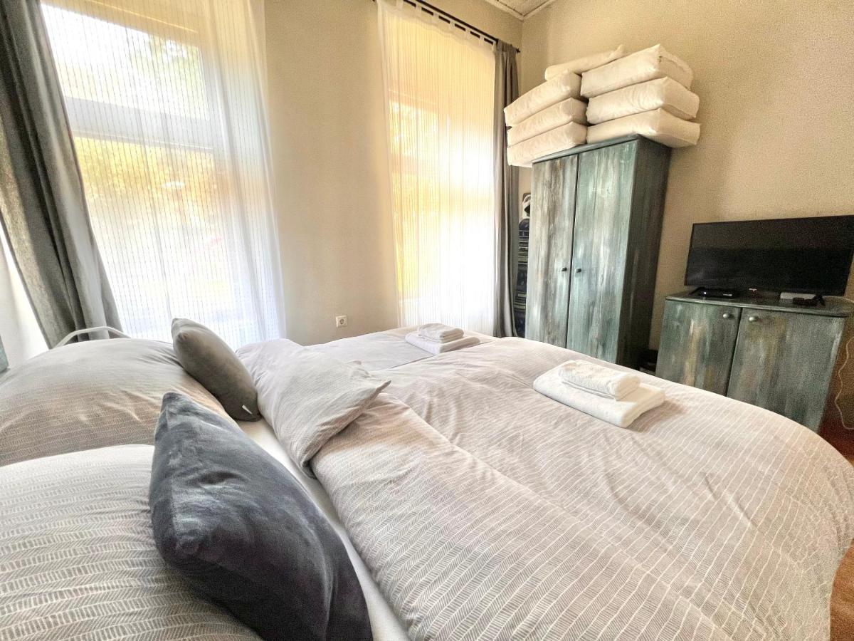 ヴェスプレームKohaz Apartmanアパートメント エクステリア 写真